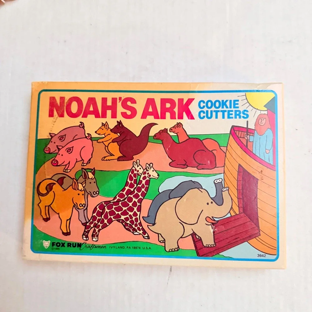 Vintage 1985 Fox Run Craftsmen Noahs Ark Metal Cookie Cutters Set of 6